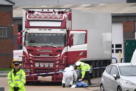 Răsturnare de situație în cazul camionului din Essex. Cine se află printre cele 39 de persoane care au murit în chinuri, la - 25 de grade C