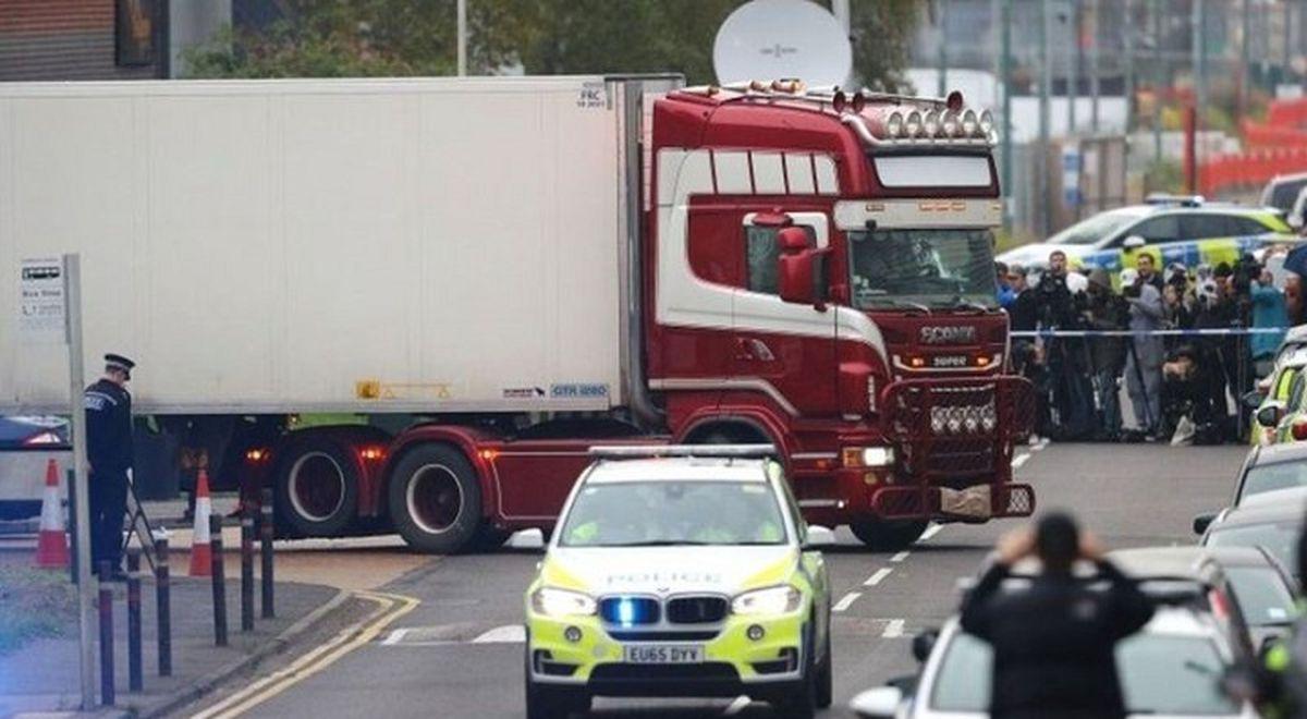 Se schimbă totul &icirc;n cazul imigranților găsiți morți &icirc;n camionul din Marea Britanie! Cine sunt oamenii care și-au pierdut viețile &icirc;n chinuri, la - 25 de grade C