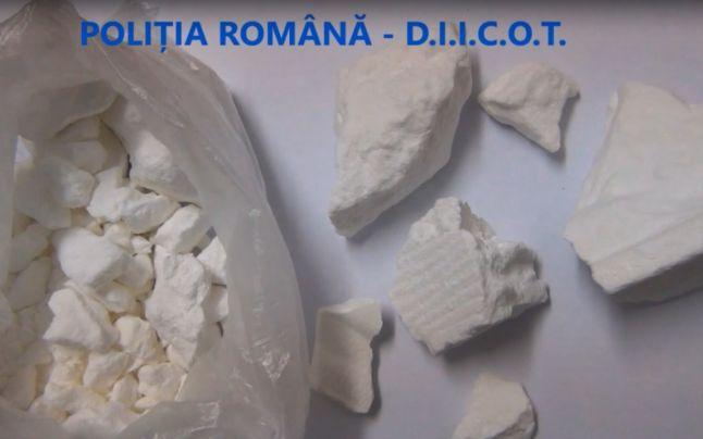 Umărire &icirc;n trafic! Un t&acirc;năr a fost prins de către polițiști cu cocaină &icirc;n valoare de 25.000 de euro