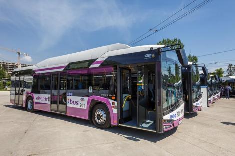 Peste o sută de autobuze electrice, cumpărate prin POR 2014 – 2020; mijloacele de transport vor ajunge în Alba-Iulia, Buzău, Constanţa, Ploieşti, Braşov şi Timişoara