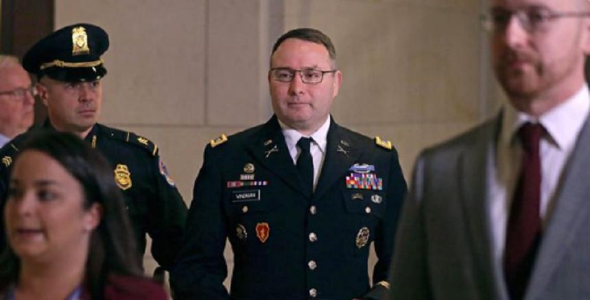 Transcrierea convorbirii lui Trump cu Zelenski este incompletă, spune Congresului consilierul NSC Alexander Vindman, care a &icirc;ncercat să o &rdquo;corecteze&rdquo; &icirc;n trei r&acirc;nduri