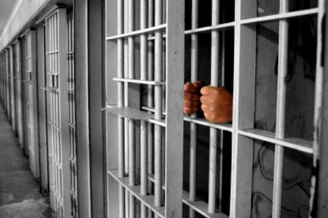 Închisoare pentru femeia din Gropeni care și-a înjunghiat concubinul