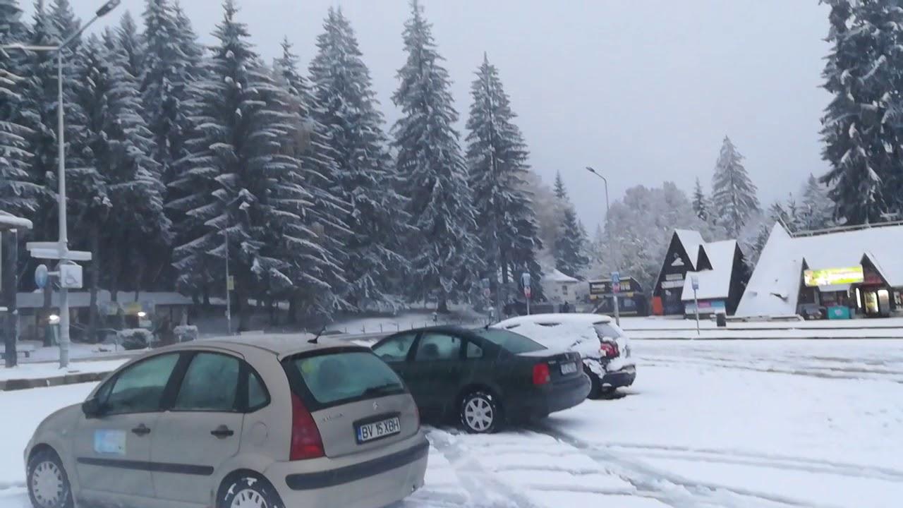 Reacţia unui copil c&acirc;nd vede prima zăpadă pe anul acesta:  &ldquo;Am zis că e vată de zahăr&rdquo;