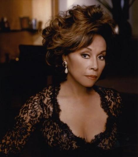 Actriţa americană Diahann Carroll, prima femeie de culoare protagonistă într-un serial TV, a murit la vârsta de 84 de ani