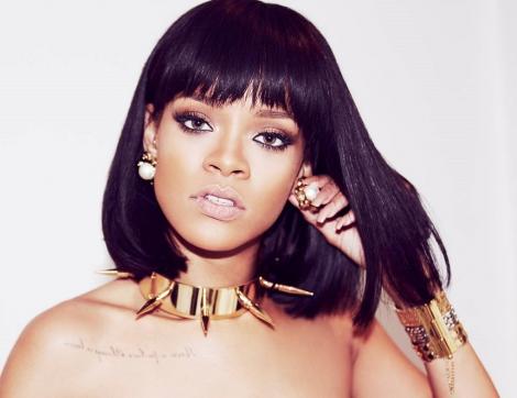Rihanna va lansa o autobiografie vizuală de 500 de pagini