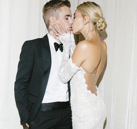 Justin Bieber și soția lui, Hailey, ședință foto incendiară,după nuntă! Au pozat aproape goi! Imaginile ce o vor face pe Selena Gomez să suspine! Foto