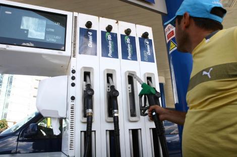 România, în topul țărilor cu cele mai mari taxe pe carburanți. Benzina și motorina urmează să se scumpească la început de 2020