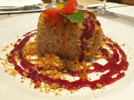 Românii pot mânca acum desertul preferat la restaurant! Singurul loc din România unde se găsește coliva în meniu