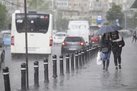 Alertă meteo! Ploile pun stăpânire pe România! În ce regiuni va ploua puternic, în următoarele zile
