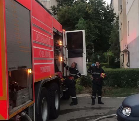 Caraş-Severin: 20 de persoane evacuate, după un incendiu izbucnit la o conductă de gaze fisurată