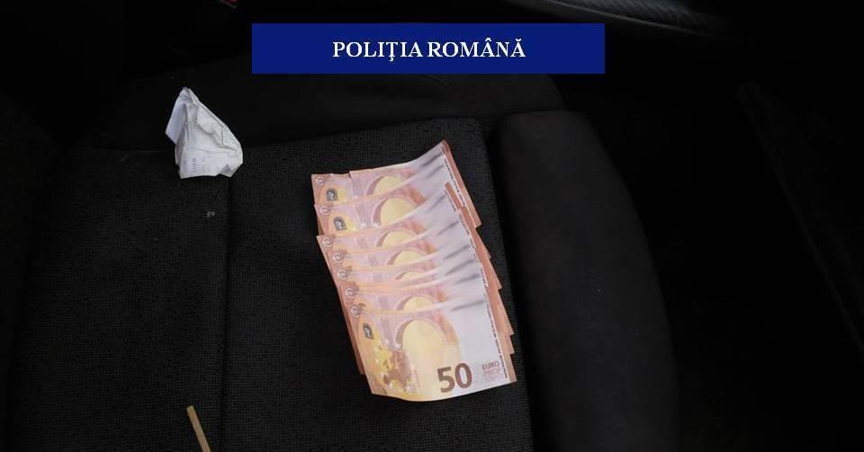 Dolj: Trei bărbaţi au fost arestaţi preventiv pentru punerea &icirc;n circulaţie a unor bancnote de 50 de euro contrafăcute