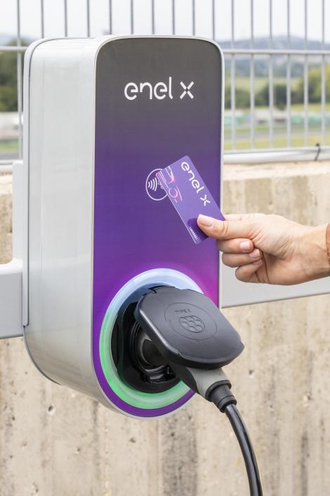 Enel X va furniza punctele de încărcare pentru noile autobuze electrice din capitala Columbiei
