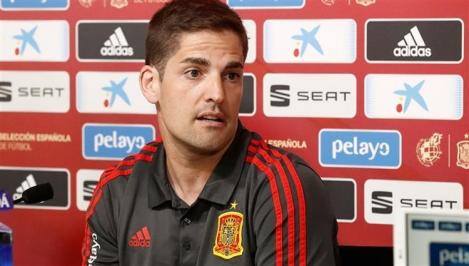 Robert Moreno pleacă de la naţionala Spaniei; El s-a despărţit în lacrimi de jucători