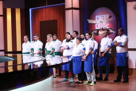 Aseară, pe Antena 1, când show-ul culinar a fost lider detașat de piață, chef Dumitrescu a pierdut primul bucătar din echipa sa, în sezonul 7