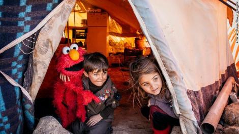 Un serial „Sesame Street” în limba arabă, destinat ajutorării copiilor refugiaţilor
