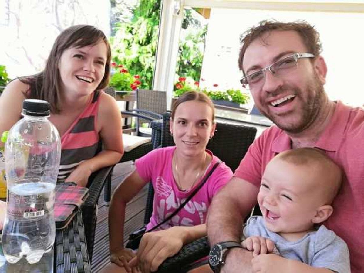 Crina, condamnată la suferință! T&acirc;năra moartă &icirc;n urma deratizării a trăit pe străzi, lucra ca femeie de serviciu, dar făcea liceul la seral:&rdquo;Visa la o viață bună!&rdquo;