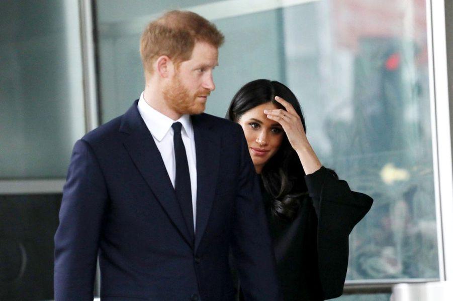 Prințul Harry și Meghan &icirc;ncalcă din nou protocolul regal! Acești vor petrece sărbătorile de iarnă departe de Familia Regală