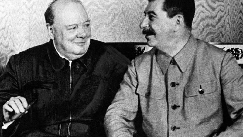 Churchill (stânga) și ”fratele” Stalin, în ziua în care au decis să-și împartă partea această de lume