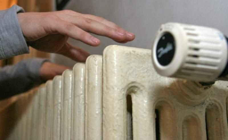 Fără apă și căldură! Aproximativ 250 de blocuri din București sunt afectate, locatarii &icirc;ngheață de frig