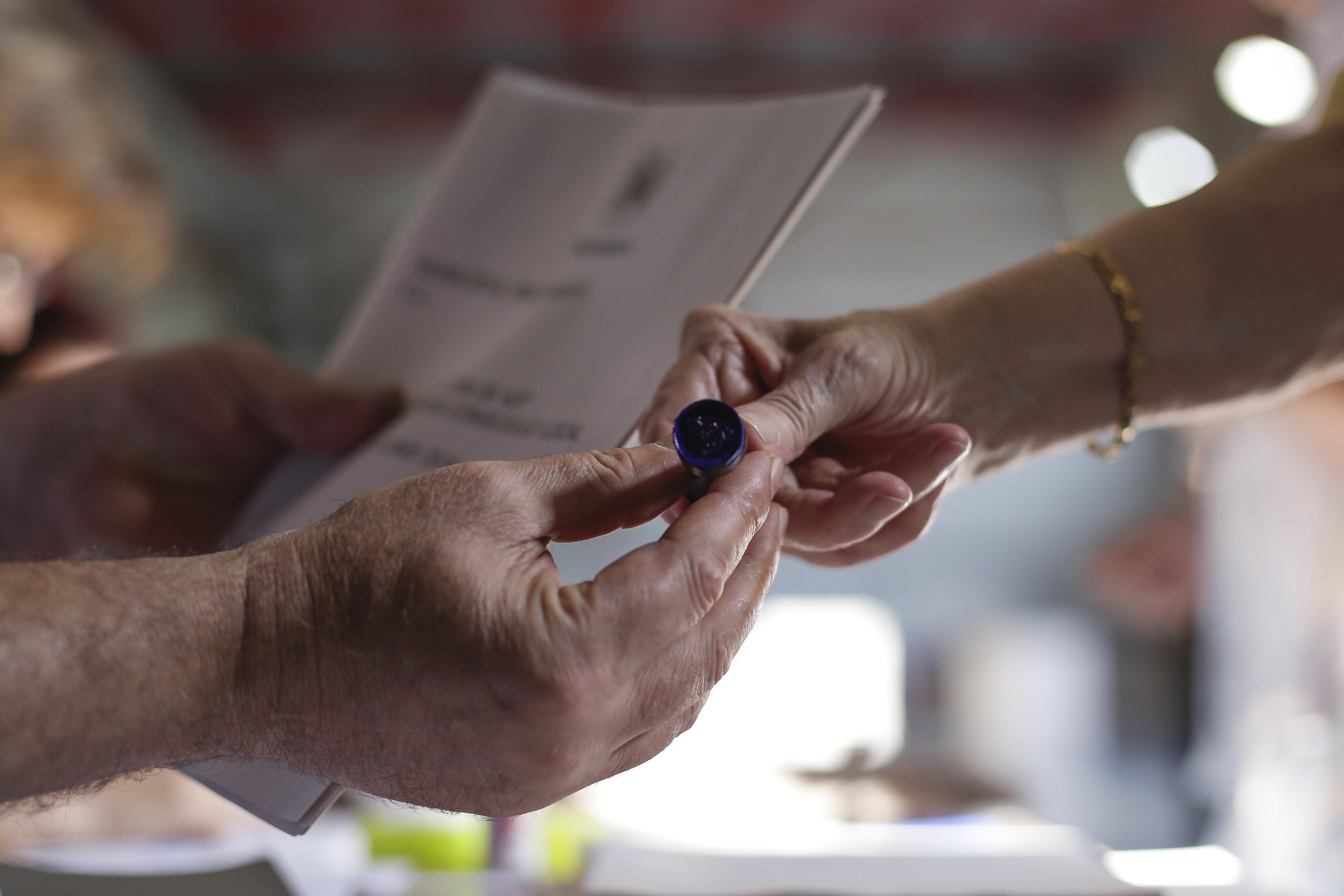 Alegeri prezidenţiale 2019, Turul 2 | Prezență la vot record &icirc;n Diaspora. Numărul total de votanți p&acirc;nă la această oră, mai mare dec&acirc;t totalul din primul tur de scrutin