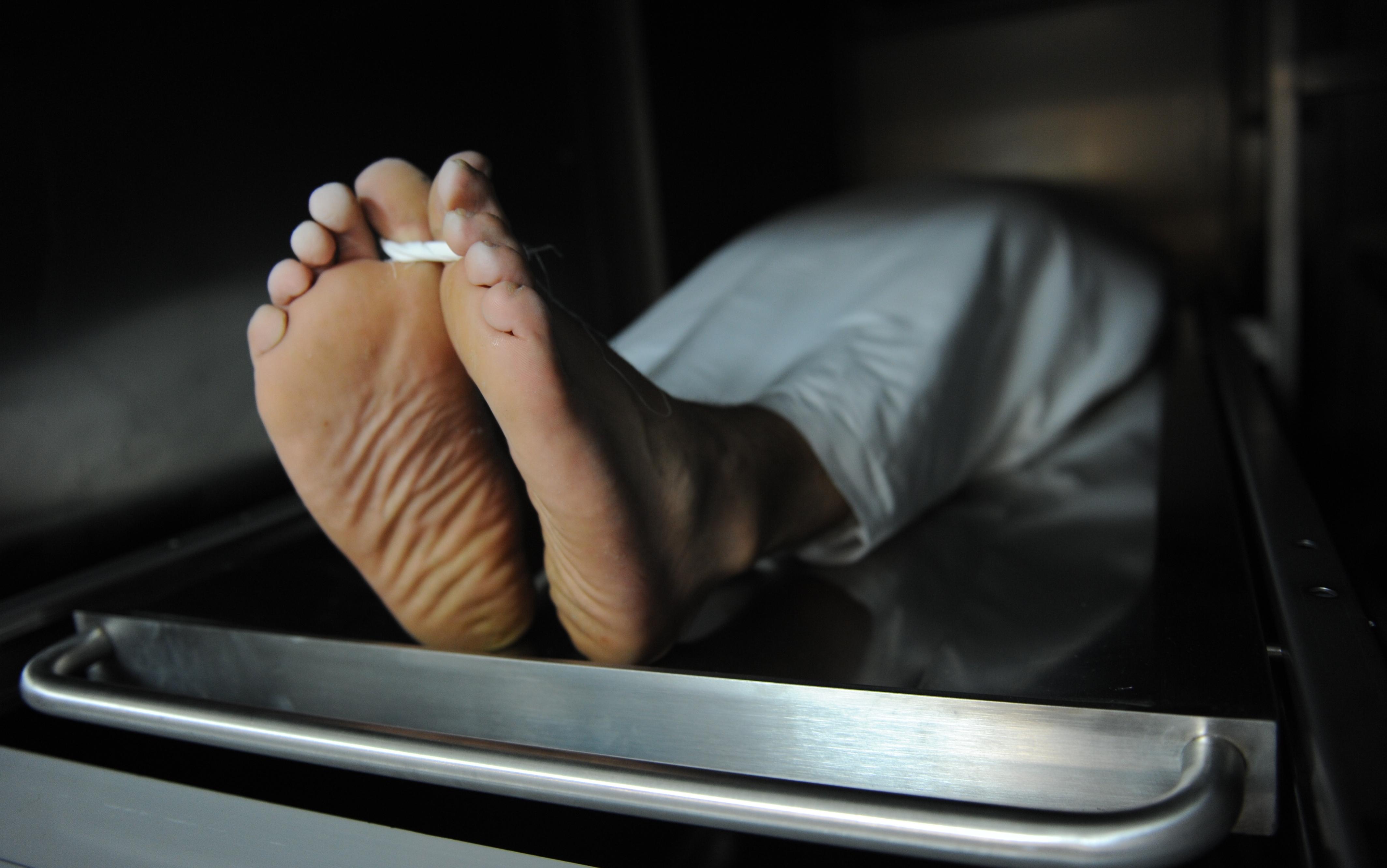 O t&acirc;nără de 25 de ani a murit subit, &icirc;n ziua alegerilor. Familia nu-și poate explica decesul subit: &rdquo;Nu avea probleme de sănătate!&rdquo;