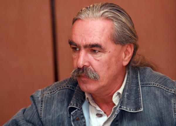 Chitarele pl&acirc;ng! S-a mai stins o stea a Cenaclului Flacăra, răpusă de o boală incurabilă: Adio, Ghiță Danciu!