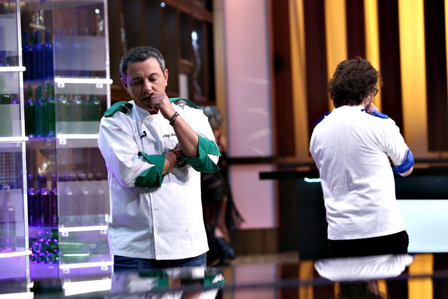 Eliminare dublă la "Chefi la cuțite"! Chef Sorin Bontea a pierdut doi concurenți: Show-ul, lider detașat de piață