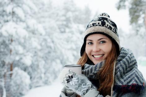 Cum ne protejăm pielea pe timpul iernii: Hidratarea este cea mai impotantă