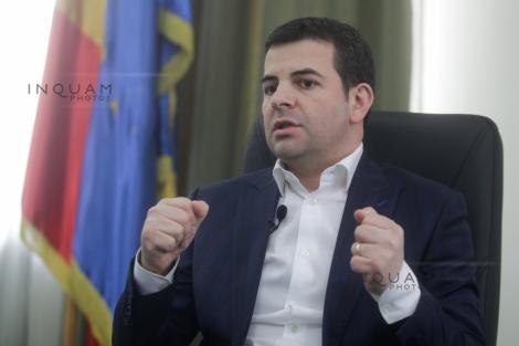 Daniel Constantin: Majoritatea celor din Pro România probabil că nu vor veni la vot. Sunt şase, şapte, posibil chiar opt colegi care vor fi prezenţi şi vor vota pentru învestire