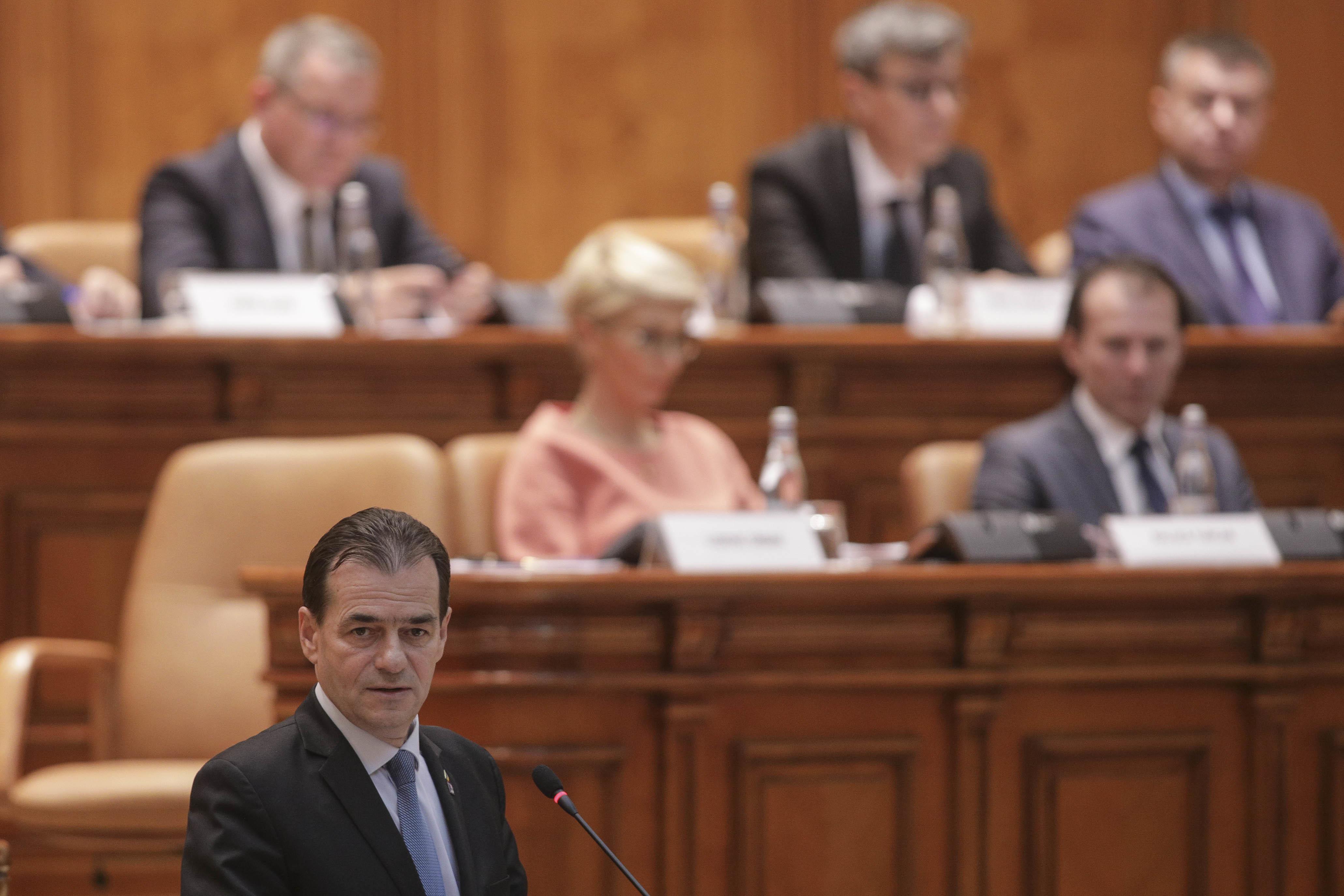 Orban, &icirc;n Parlament: Avem de luat măsuri urgente, măsuri care nu pot fi luate dec&acirc;t de un guvern legitim