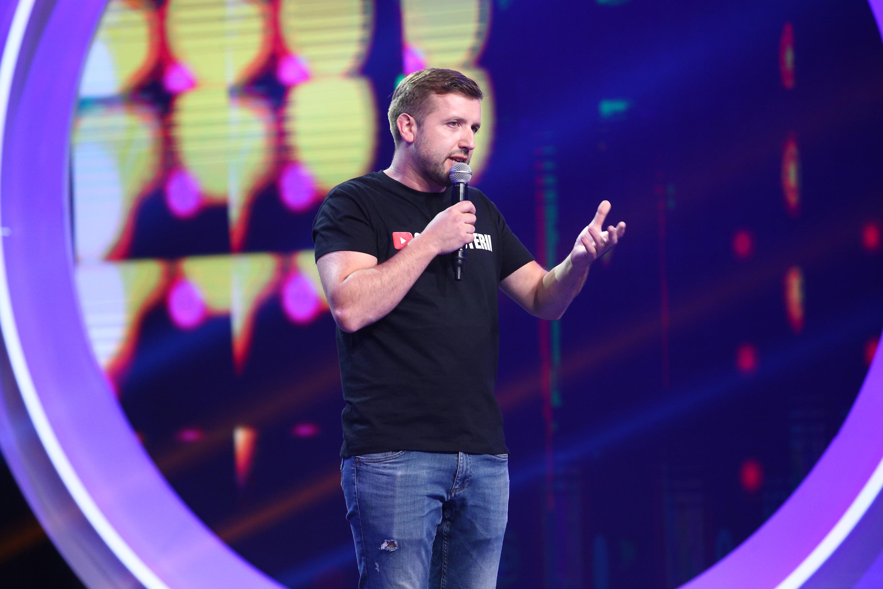 Bobi Dumitraş, număr senzațional de stand up la iUmor! „Bă, this is Moldova!”