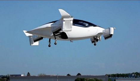Studiu: Maşinile zburătoare ar putea atrage în 2020 milioane de dolari din partea investitorilor