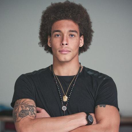 Axel Witsel a căzut &icirc;n casă şi nu va mai juca pentru Borussia Dortmund &icirc;n acest an