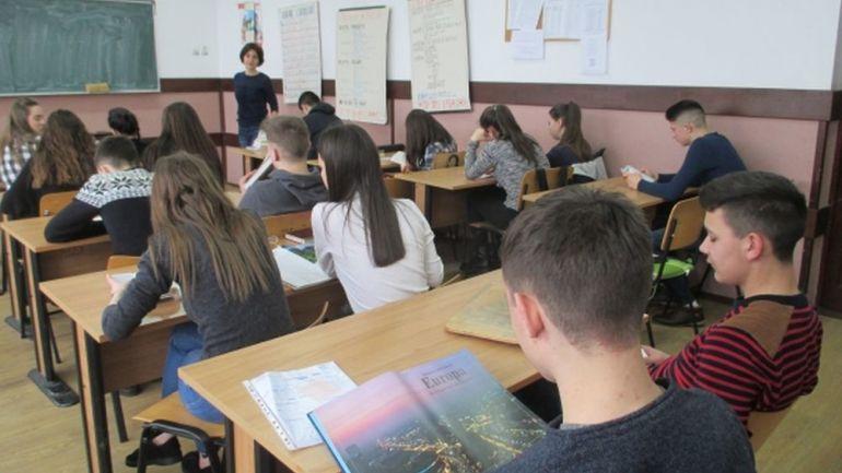 Noul ministru al Educației vine cu noutăți pentru elevi! O materie nouă va fi introdusă de anul şcolar viitor &icirc;n gimnaziu şi liceu