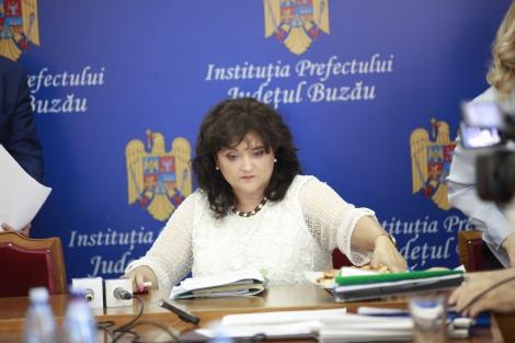 Buzău: 42 de primari, din care trei de la PNL, au semnat un memoriu prin care au cerut ministrului de Interne menţinerea în funcţie a prefectului Carmen Ichim