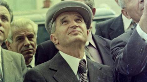 Ultimele clipe de viață ale soților Ceaușescu, înainte de execuție. Petre Roman: "Am înfășurat pe piept caseta cu ei morți și am dormit așa"