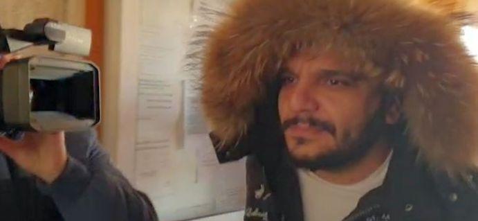 Fiul lui Sile Cămătaru, eliberat din &icirc;nchisoare. Bărbatul pe care l-a &icirc;njunghiat &icirc;n fața unui club și-a retras pl&acirc;ngerea