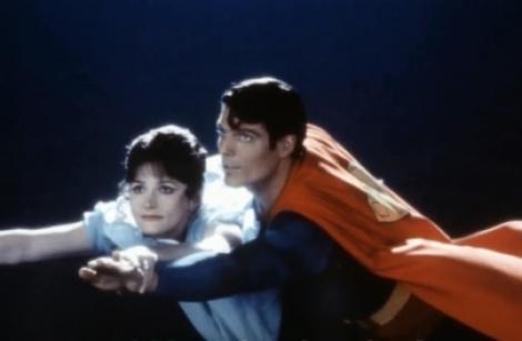 Prima pelerină a lui Superman, vândută la licitaţie pentru 200.000 de dolari