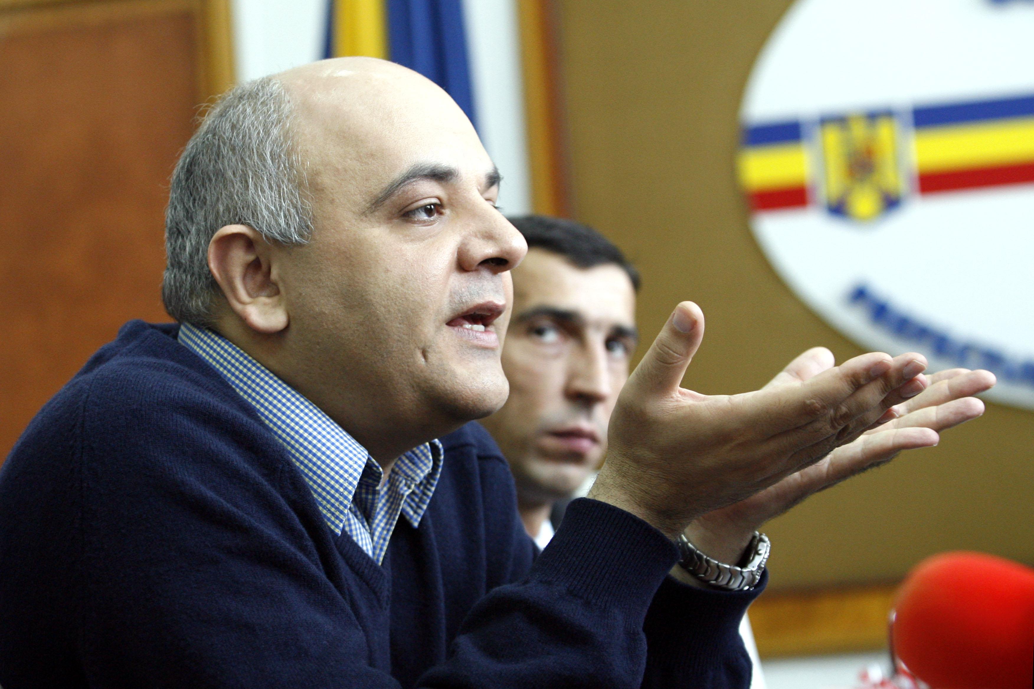 Raed Arafat, reacție dură la acuzațiile privind morții din Apuseni si Colectiv: "Doctorul Arafat e principalul vinovat pentru toate decesele"