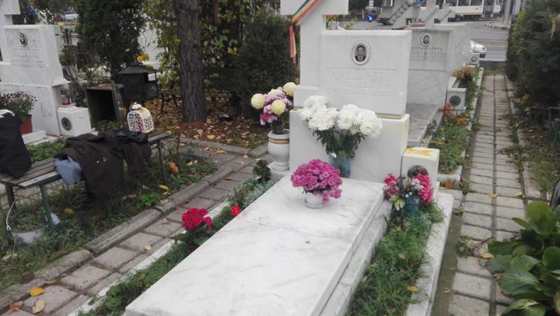 Mormântul eroului Petru Poptean. 30 de ani de la Revoluția din decembrie 1989.
