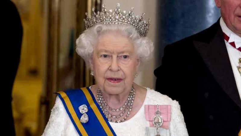 Regina Elisabeta ar renunța la tron la vârsta de 95 de ani