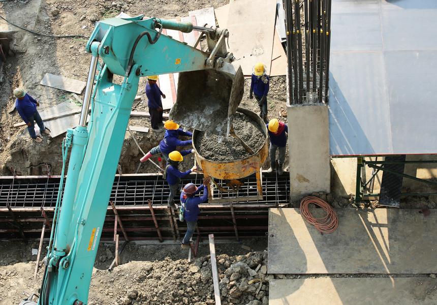 Rata de ocupare a populaţiei a crescut &icirc;n trimestrul al treilea la 71,8%, peste ţinta naţională pentru 2020