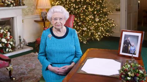 Cadoul de Crăciun, primit de angajații Reginei Elisabeta, costă doar șapte lire sterline. Știrea face înconjurul internetului