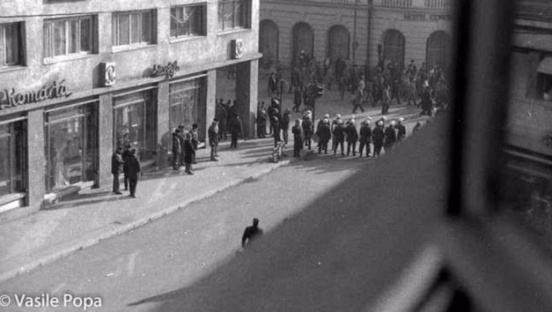 Lupta pentru libertate este vizibilă în București la 30 de ani de la Revoluție. Urmele gloanțelor descoperite pe o casă din centrul Capitalei