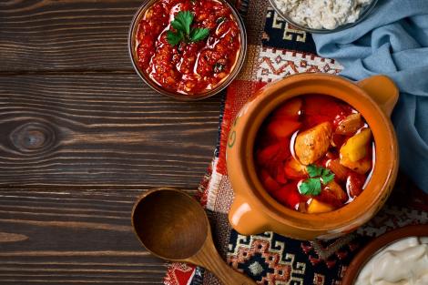 Tocăniță delicioasă, făcută ca-n Moldova! Rețeta se face imediat, cu ingrediente puține