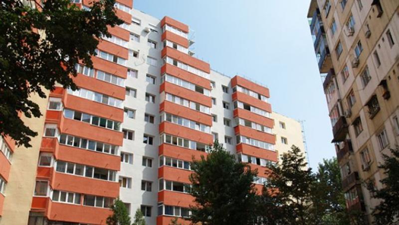 Un bărbat de 65 de ani s-a aruncat de la etajul zece al unui bloc din Brașov