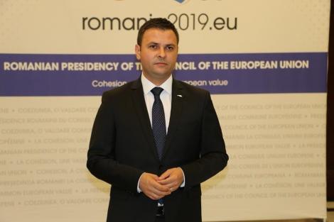 Suciu: Bugetul este construit pe minciună, pe tăieri şi condamnă România anul viitor la subdezvoltare
