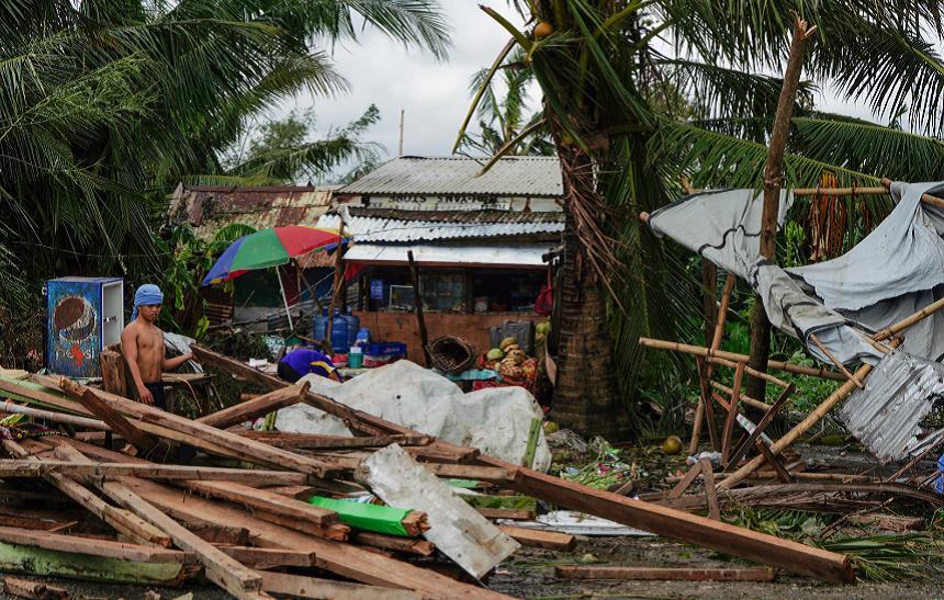 Bilanţul taifunului Phanfone &icirc;n Filipine creşte la 28 de morţi; 12 persoane date dispărute
