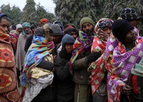 Cel puțin 50 de morți, în urma unui val de frig ce a pus stăpânire pe Bangladesh. Meteorologii anunță temperaturi sub zero grade și în zilele următoare