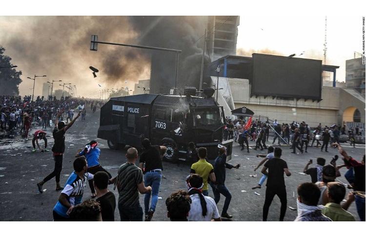 Bilanț tragic &icirc;n Iran. Cel puțin 208 protestatari au murit &icirc;n timpul luptelor cu autoritățile